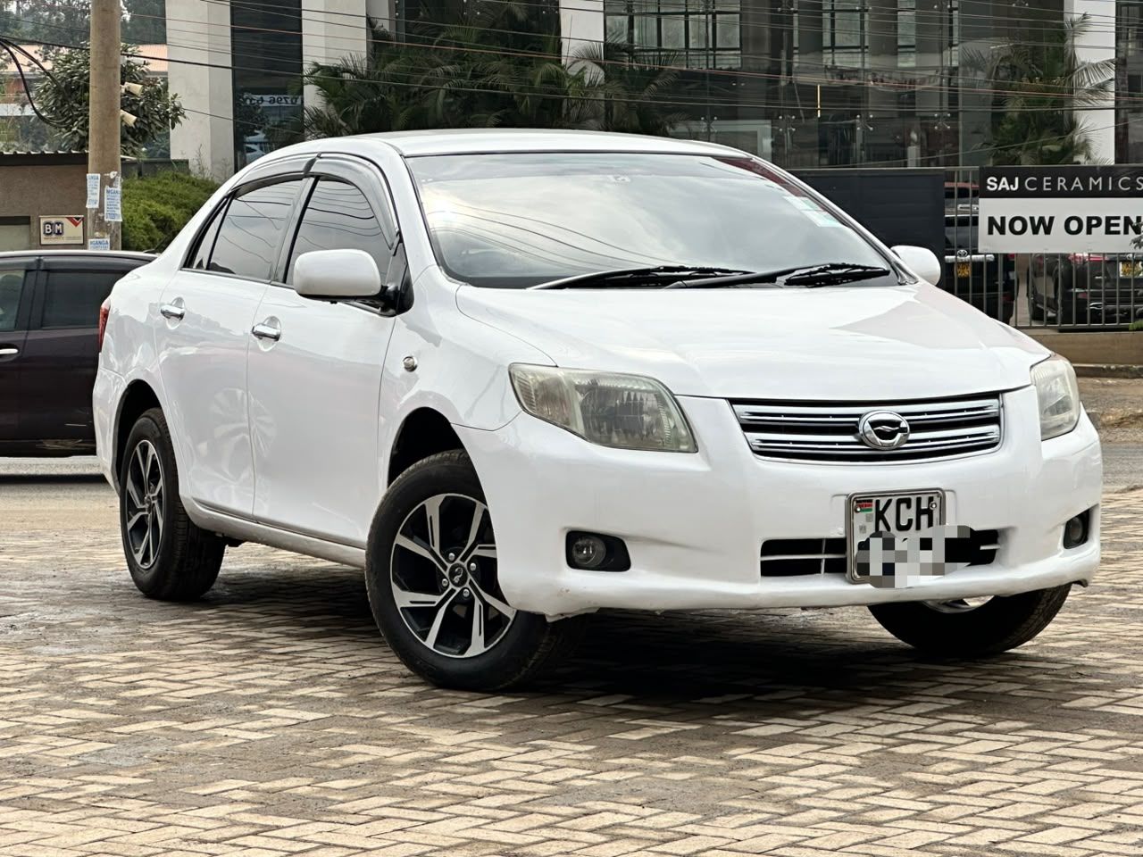 2008 Toyota Axio thumbnail 2