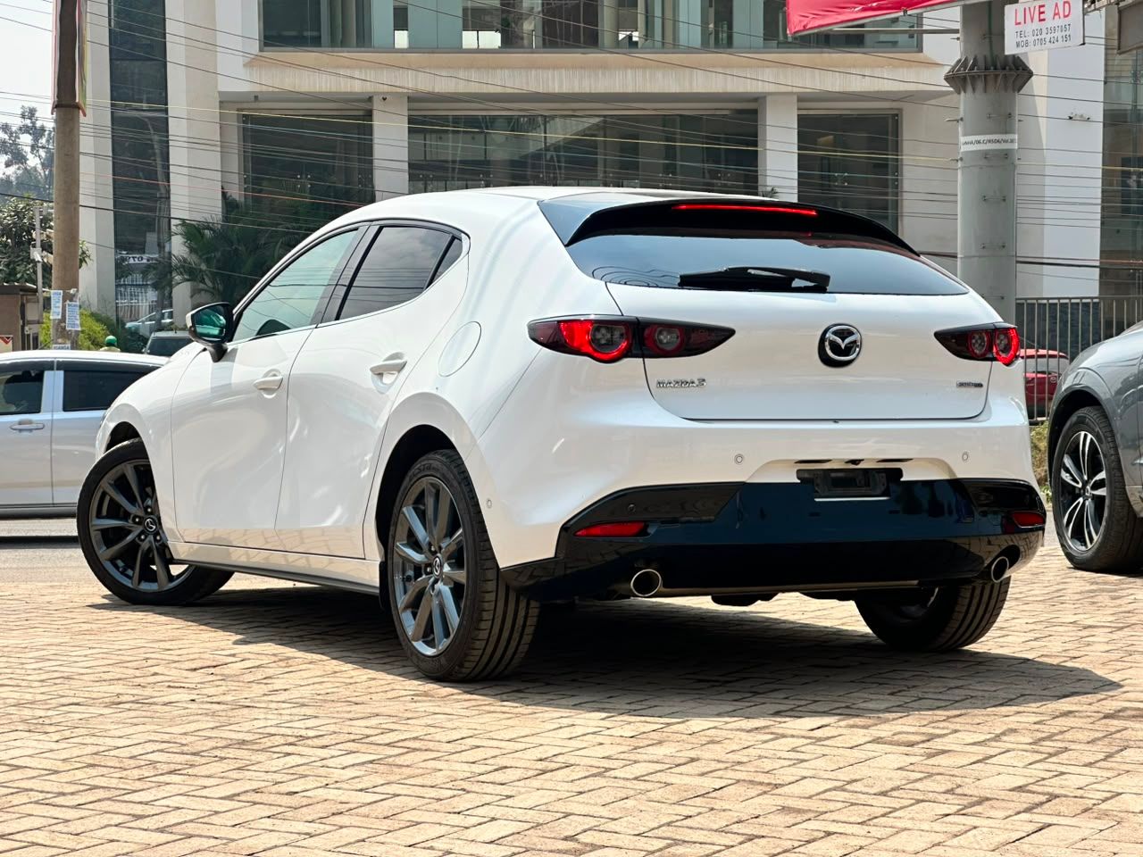 2019 Mazda 3 thumbnail 4