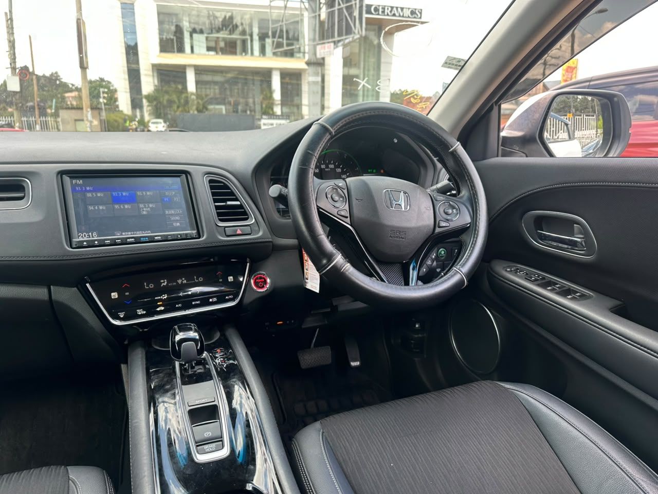 2019 Honda Vezel Hybrid thumbnail 7