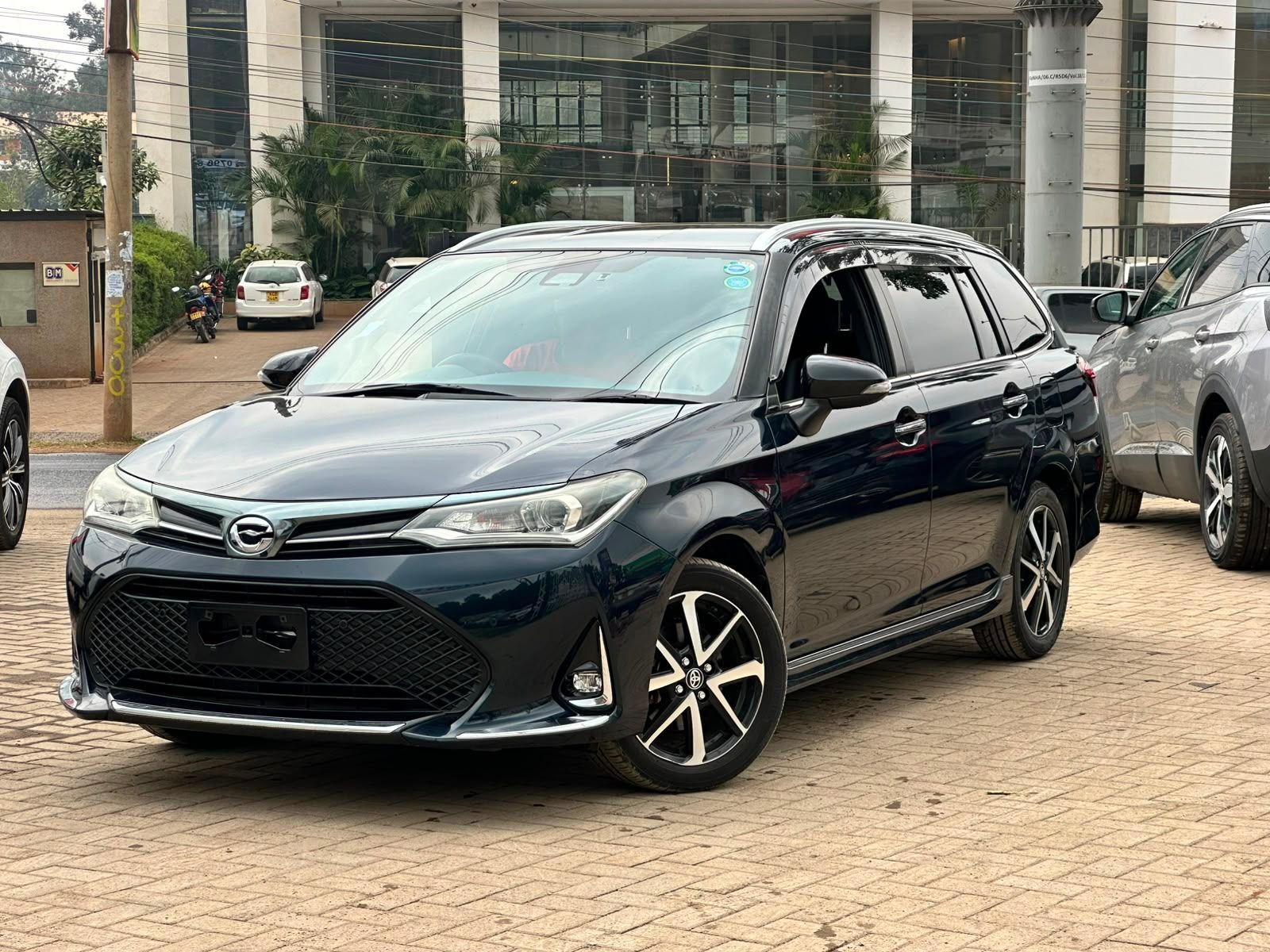 2018 Toyota Fielder WxB thumbnail 2