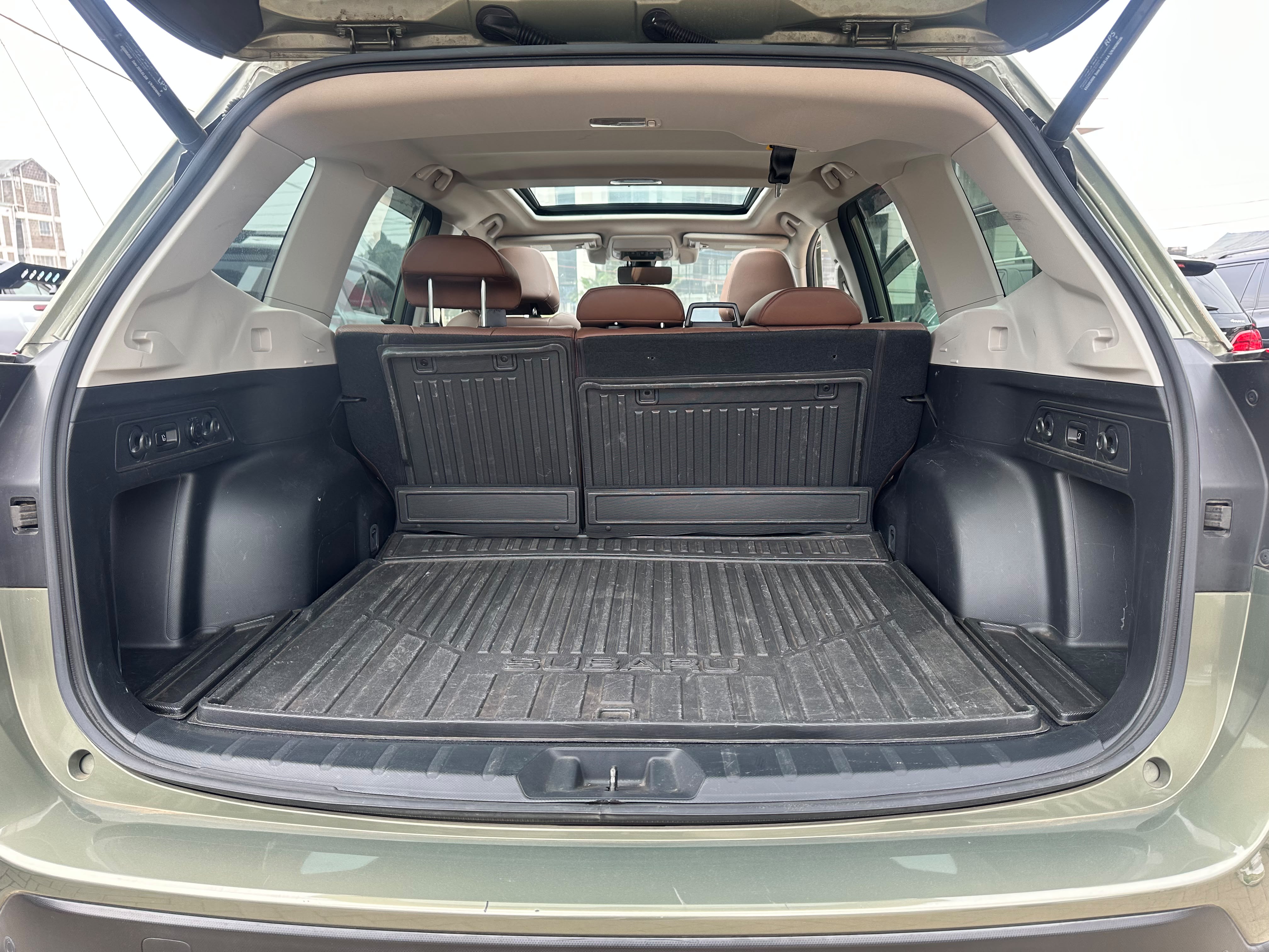 2020 Subaru Forester e-Boxer thumbnail 10