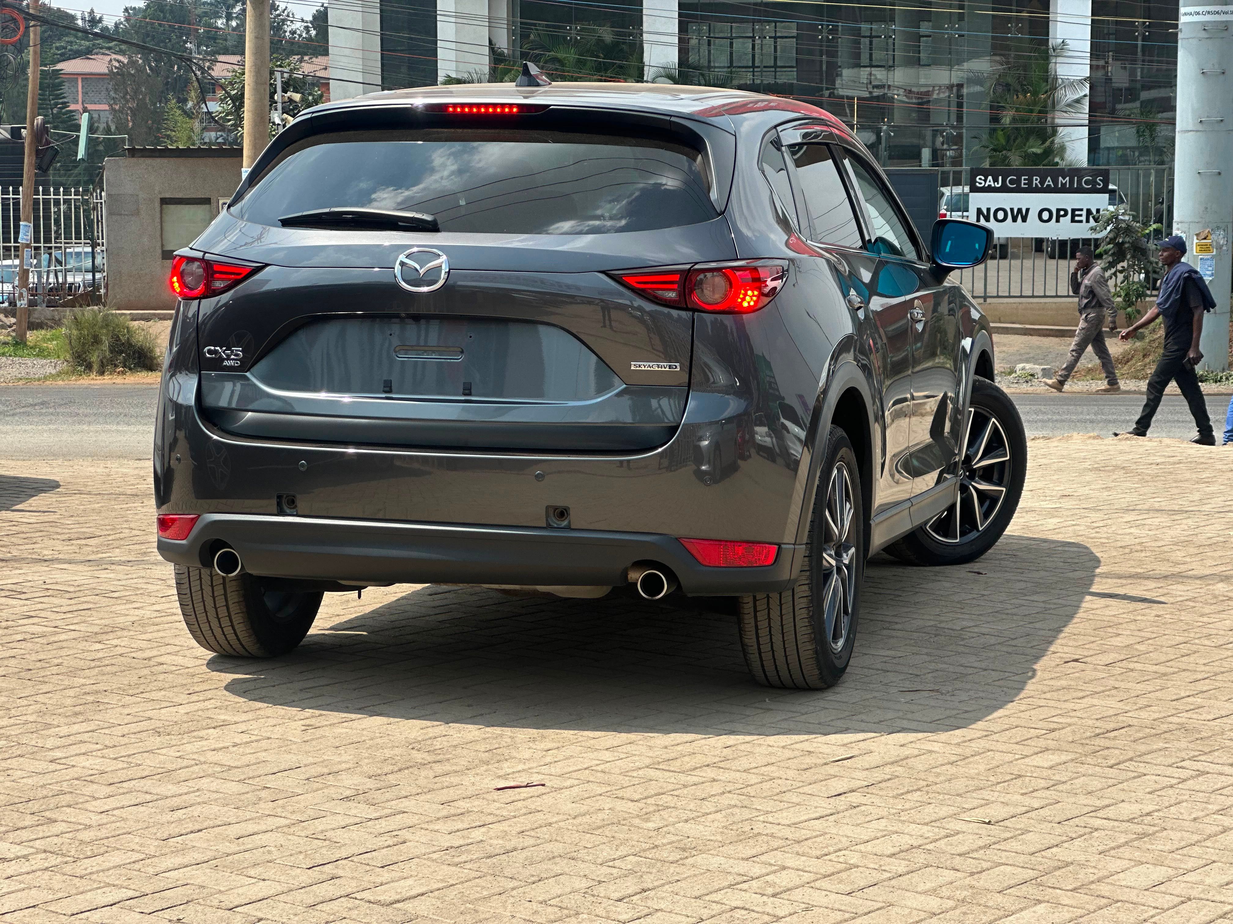 2020 Mazda CX5 thumbnail 5