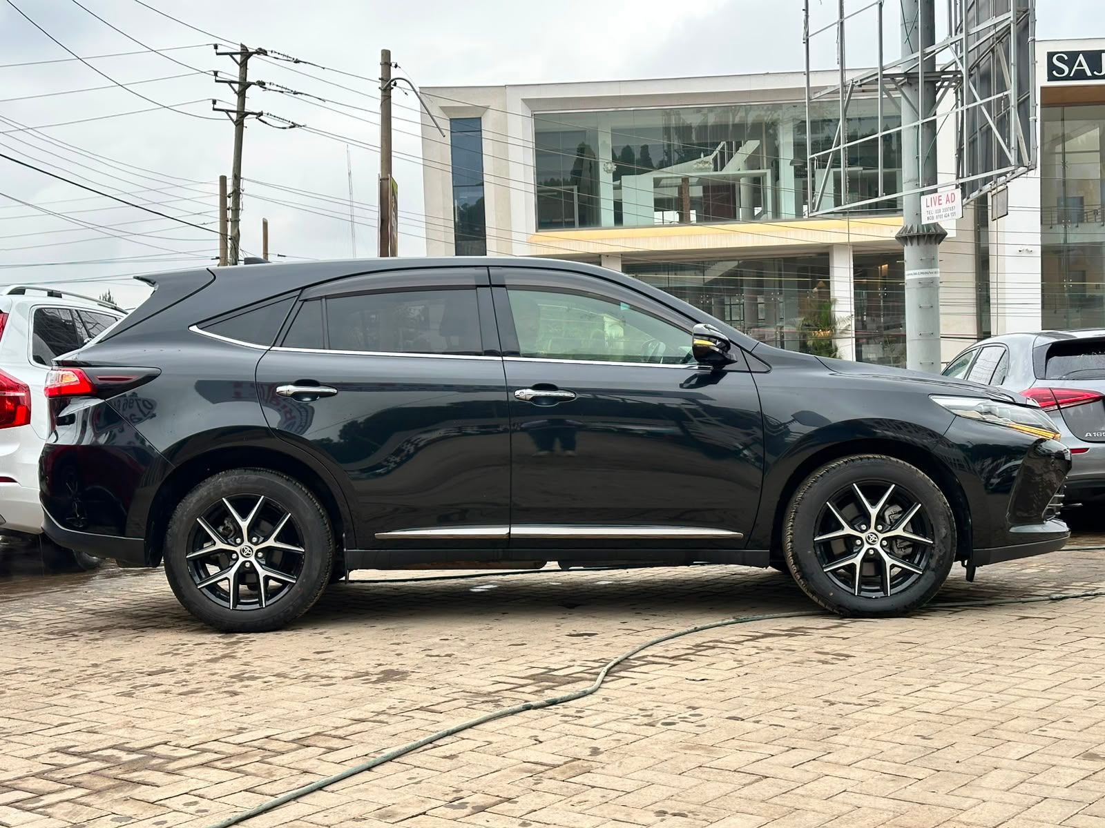 2019 Toyota Harrier Premium thumbnail 7