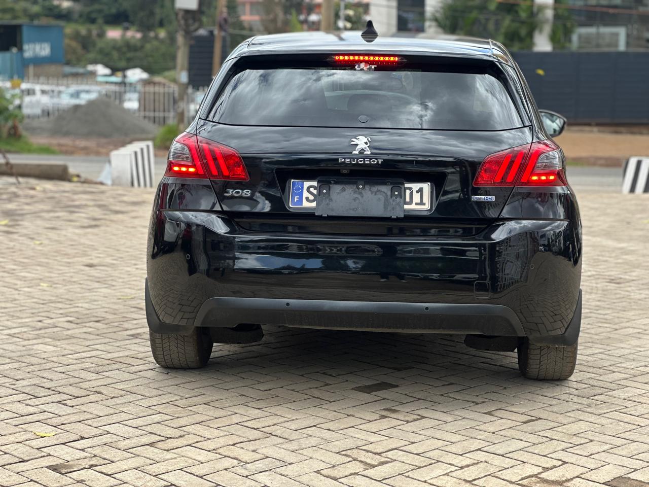 2019 Peugeot 308 thumbnail 6