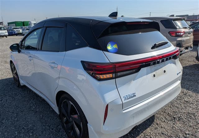 2021 Nissan Note Aura e-POWER - view 3
