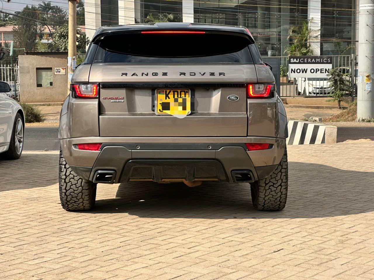 2017 Range Rover Evoque thumbnail 6