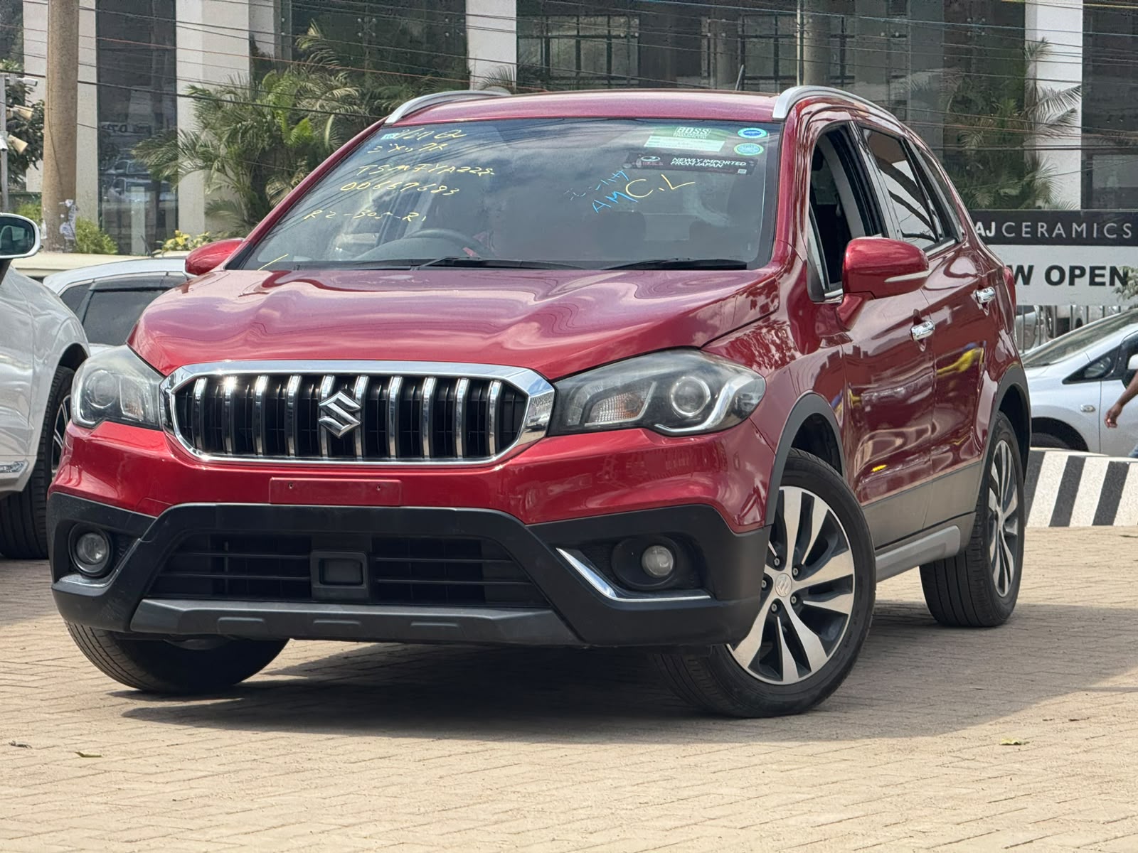2019 Suzuki SX4-S-Cross thumbnail 2
