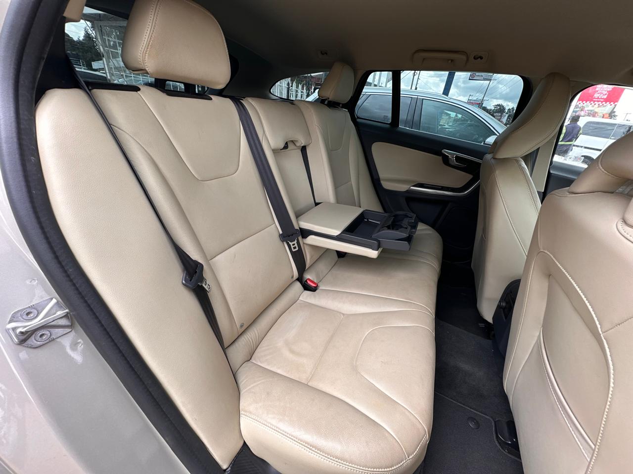 2018 Volvo V60 D4 thumbnail 8