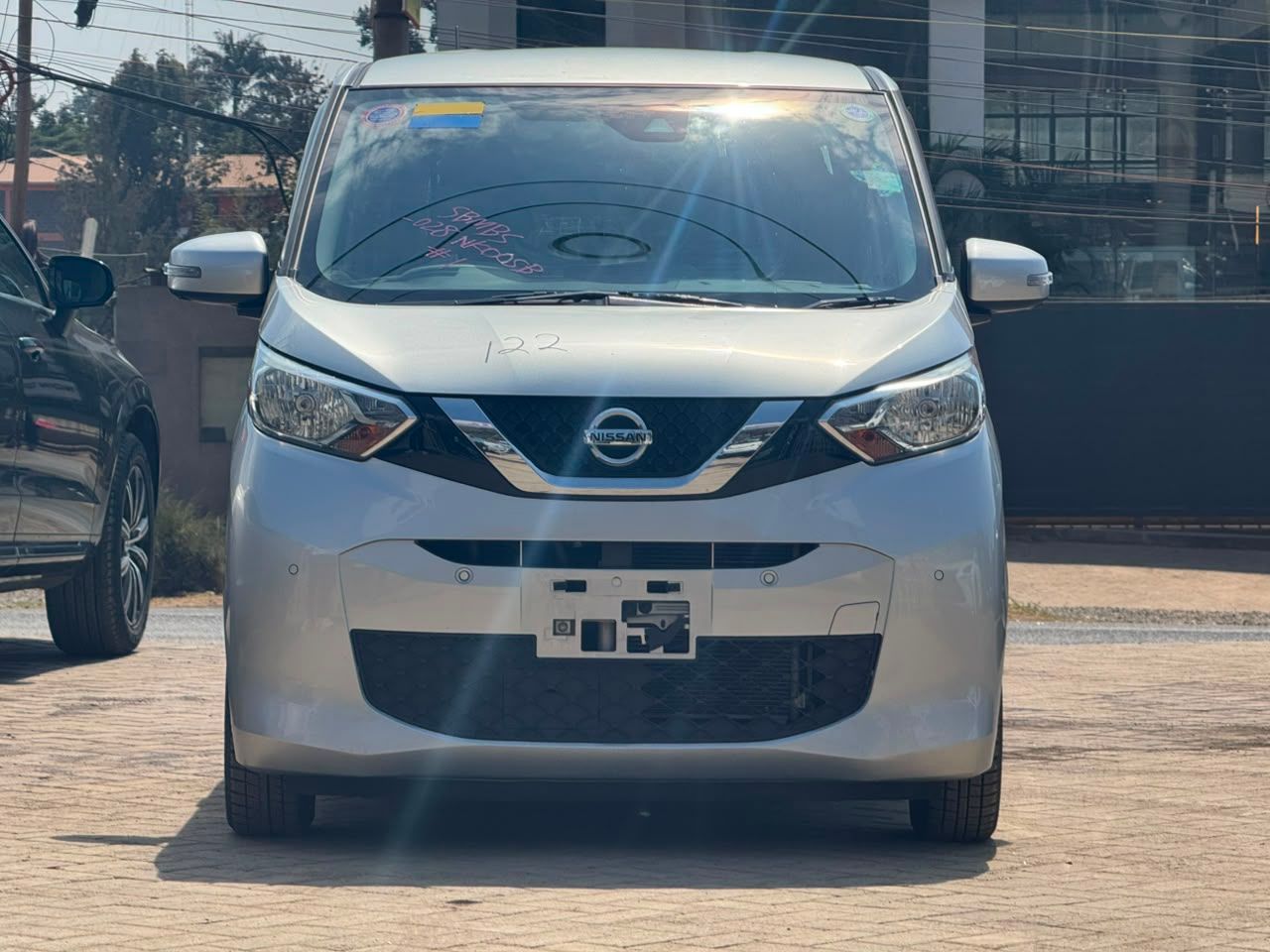 2019 Nissan Dayz thumbnail 3