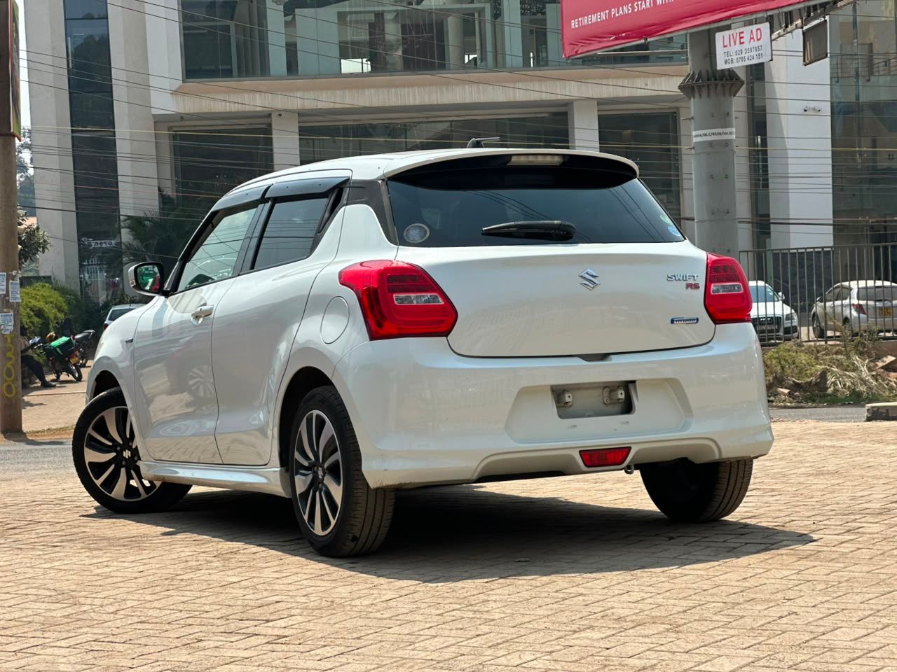 2019 Suzuki Swift RS thumbnail 4