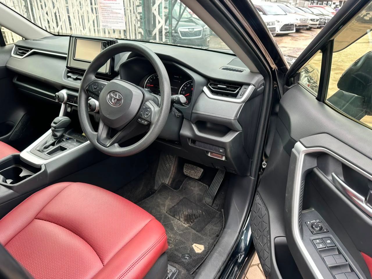 2020 Toyota Rav4 thumbnail 8