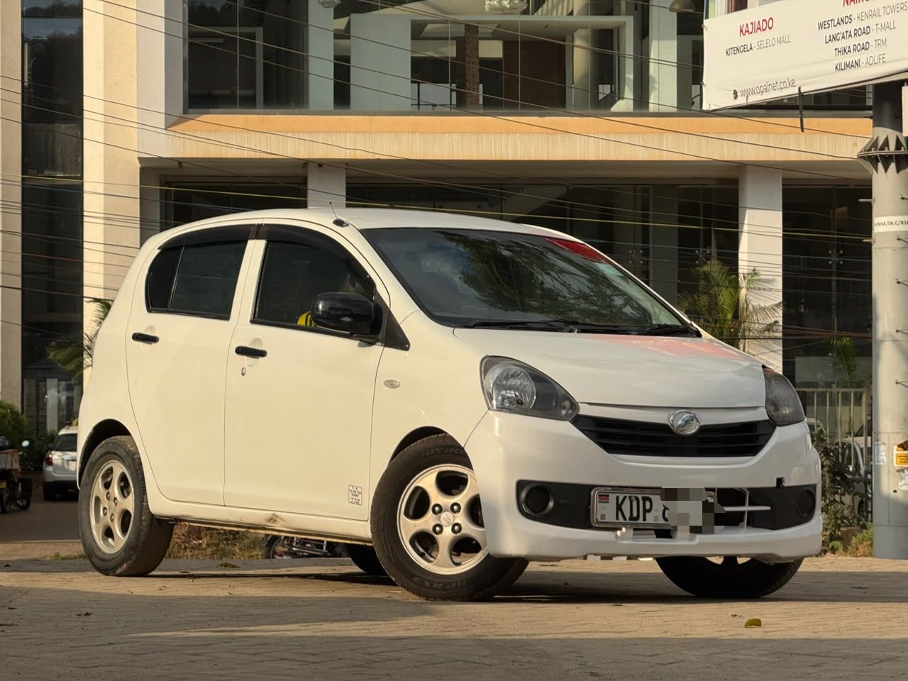 2016 Daihatsu Mira