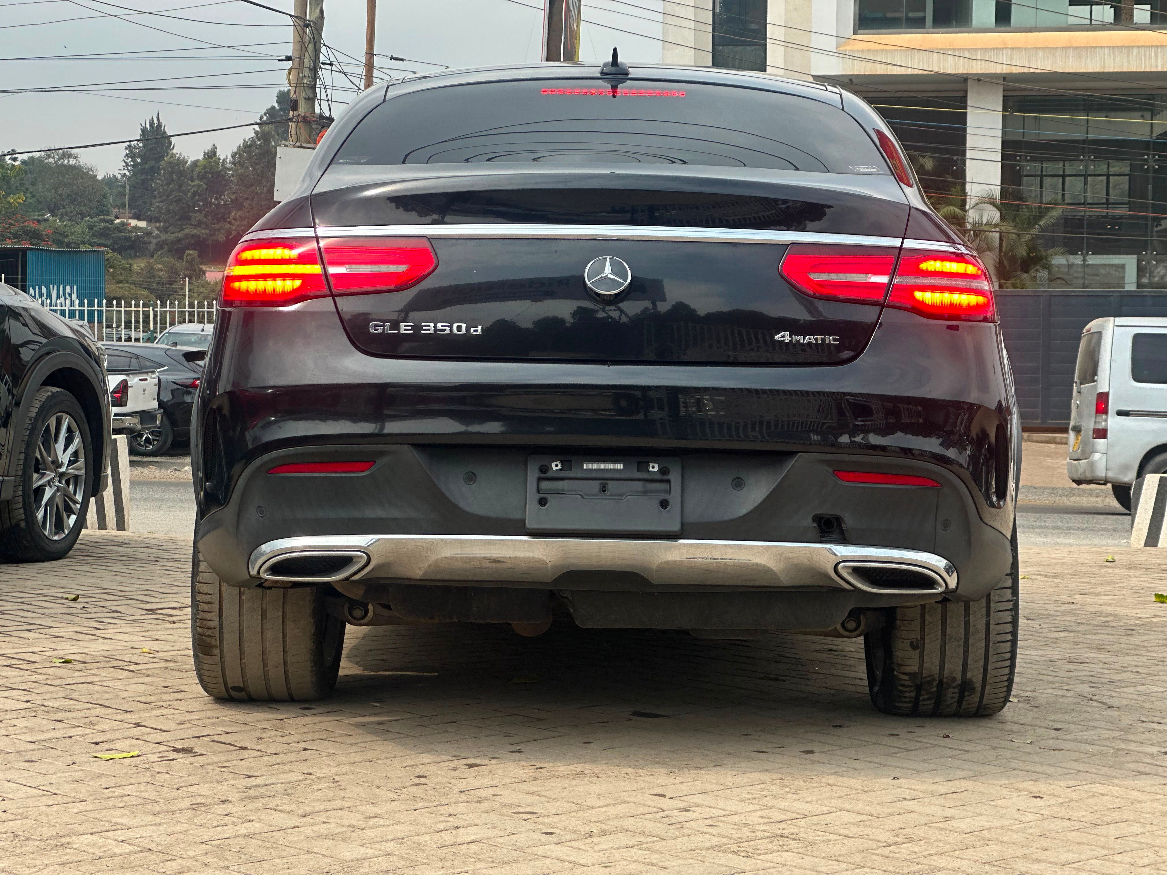 2018 Mercedes Benz GLE 350d thumbnail 6