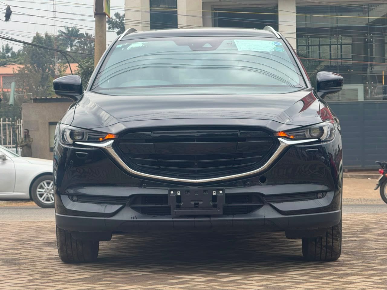2020 Mazda CX8 thumbnail 3