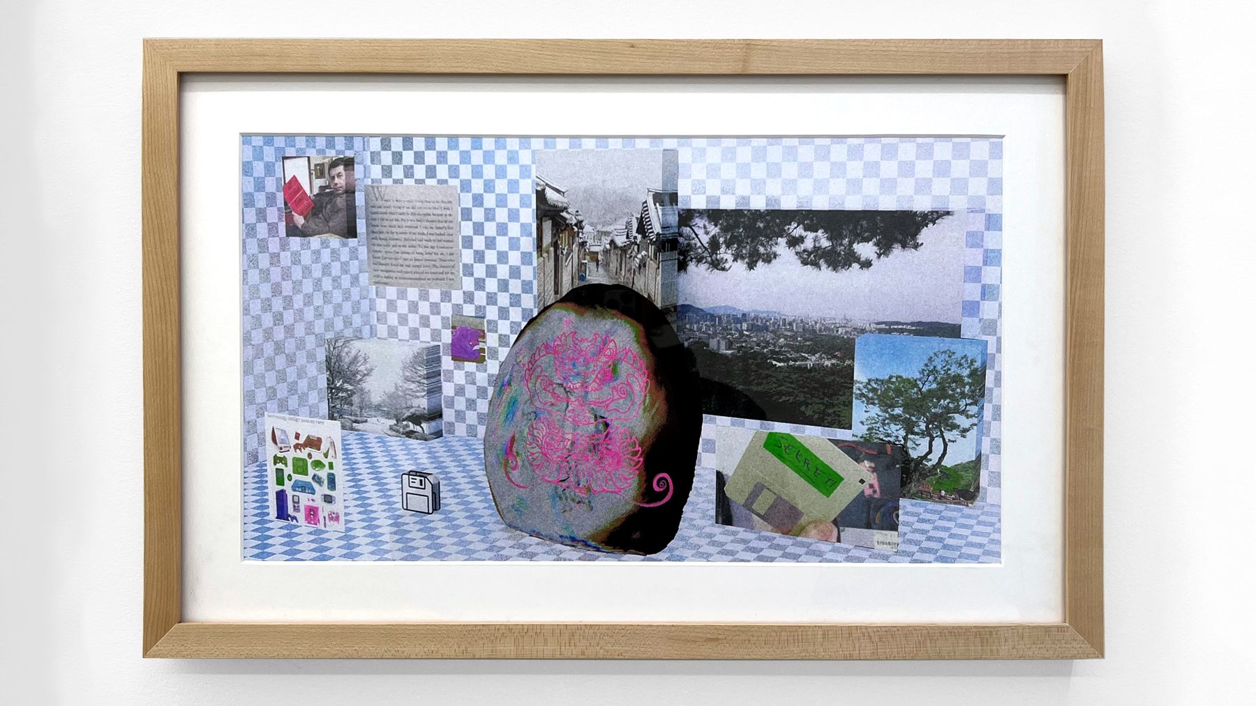 Taehee, Blue folder: all about love- it’s a sekret!