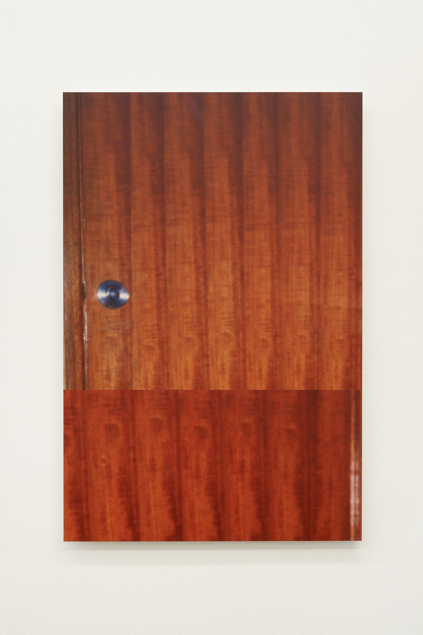 jiwoong, His Door