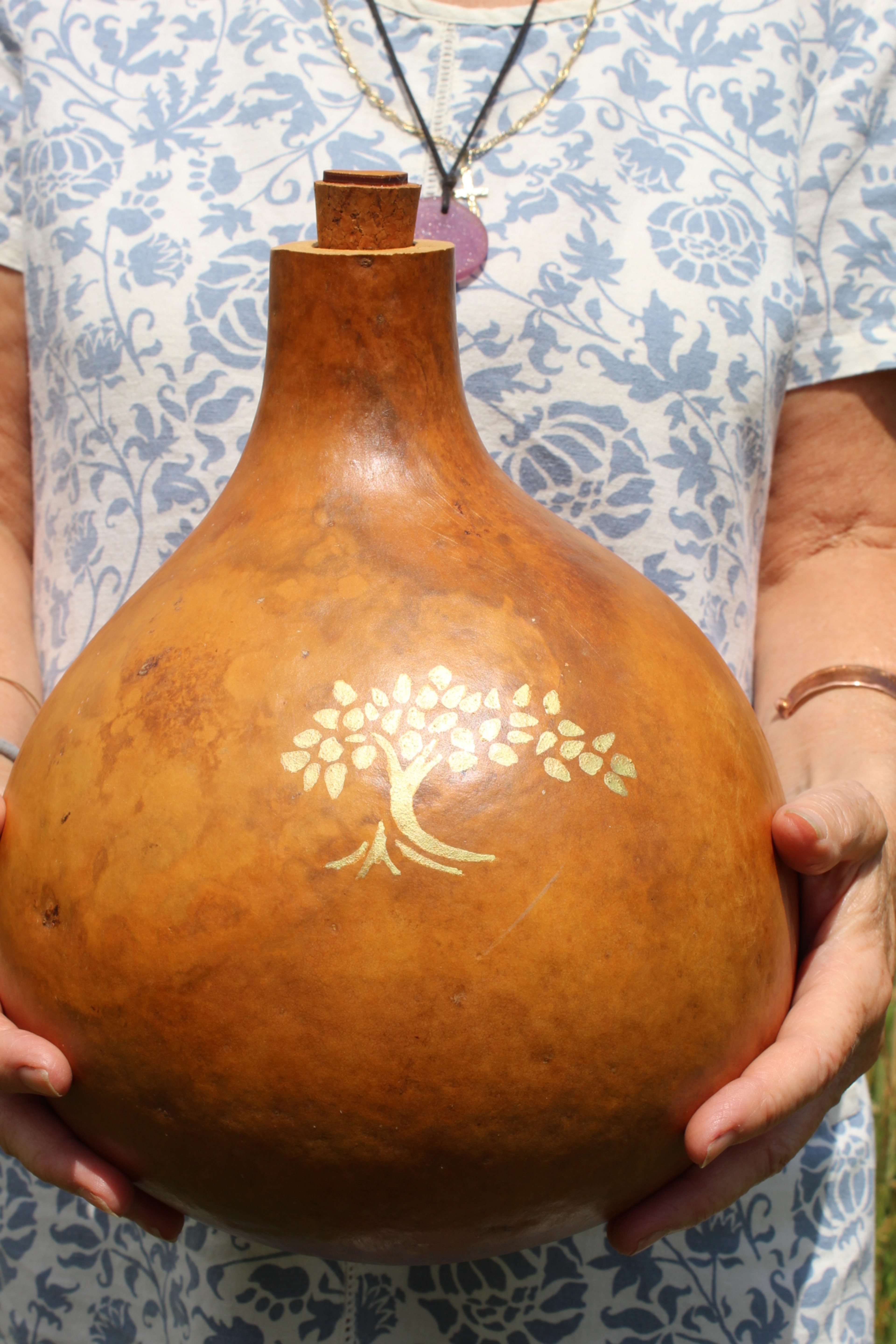 natural biodegradable urn for ashes