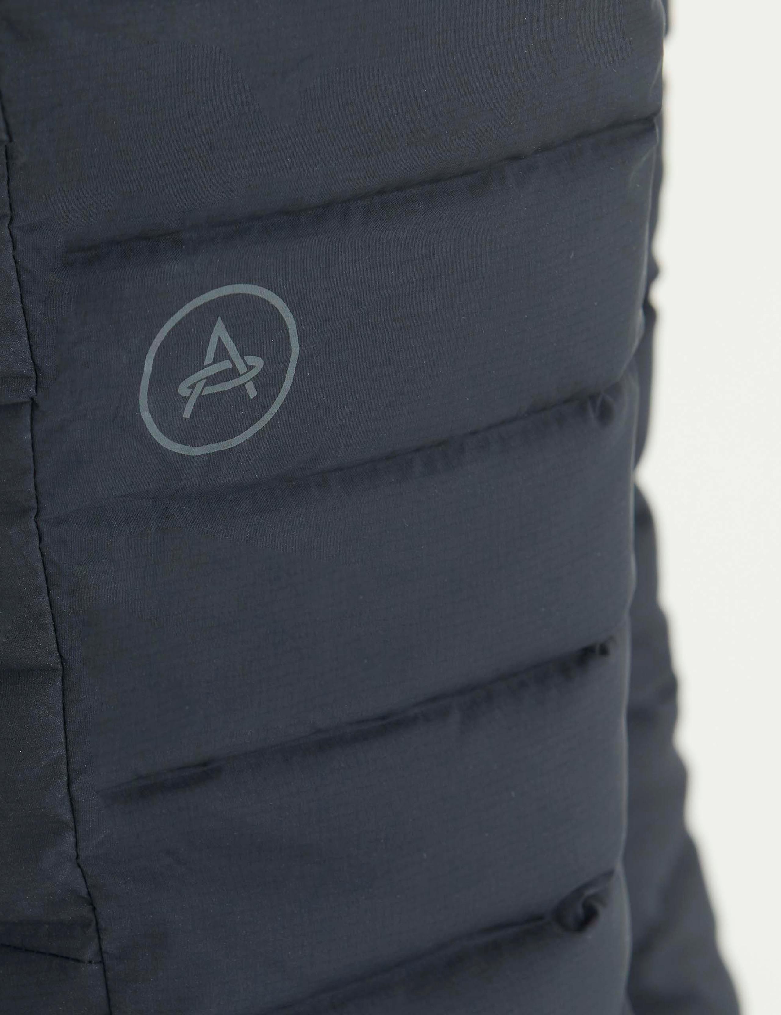Detail of Launch Pant