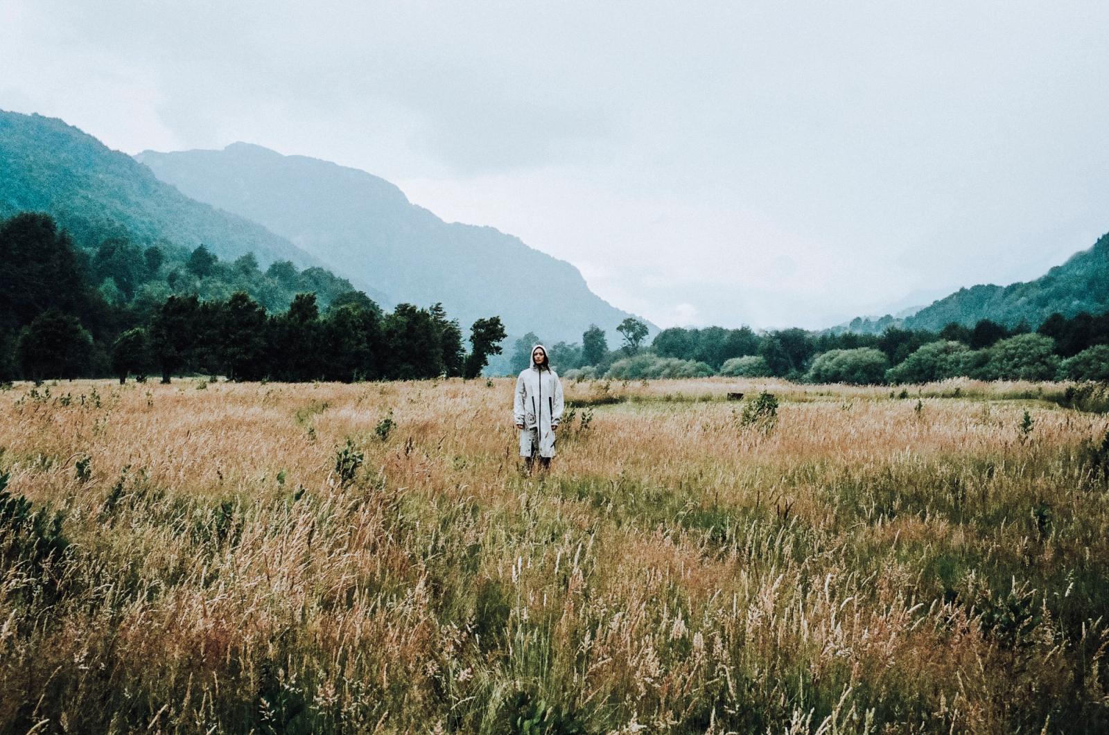 Kite Packable Rain Poncho Stone Grey