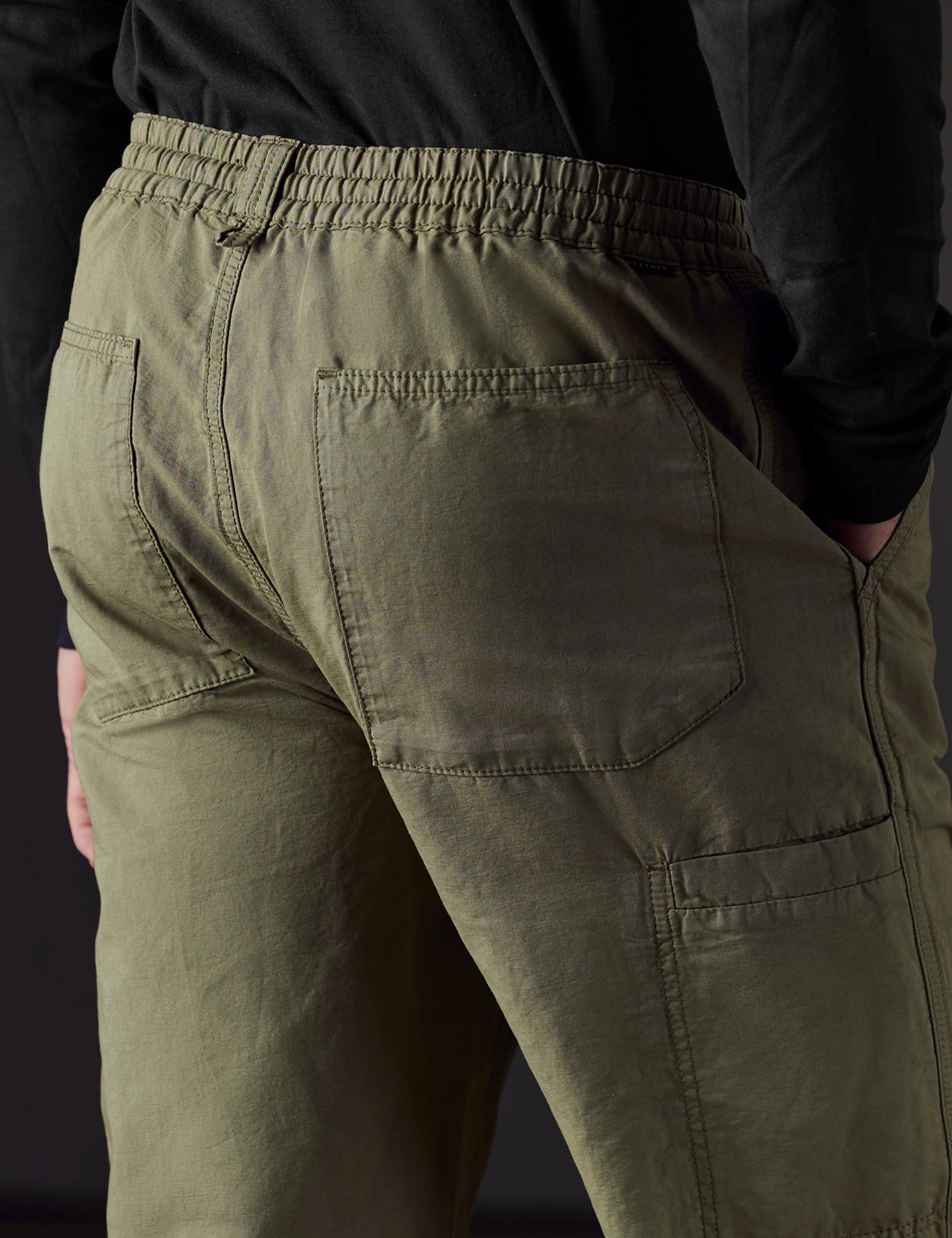 Back patch pocket detail of Highland Drawstring Pant