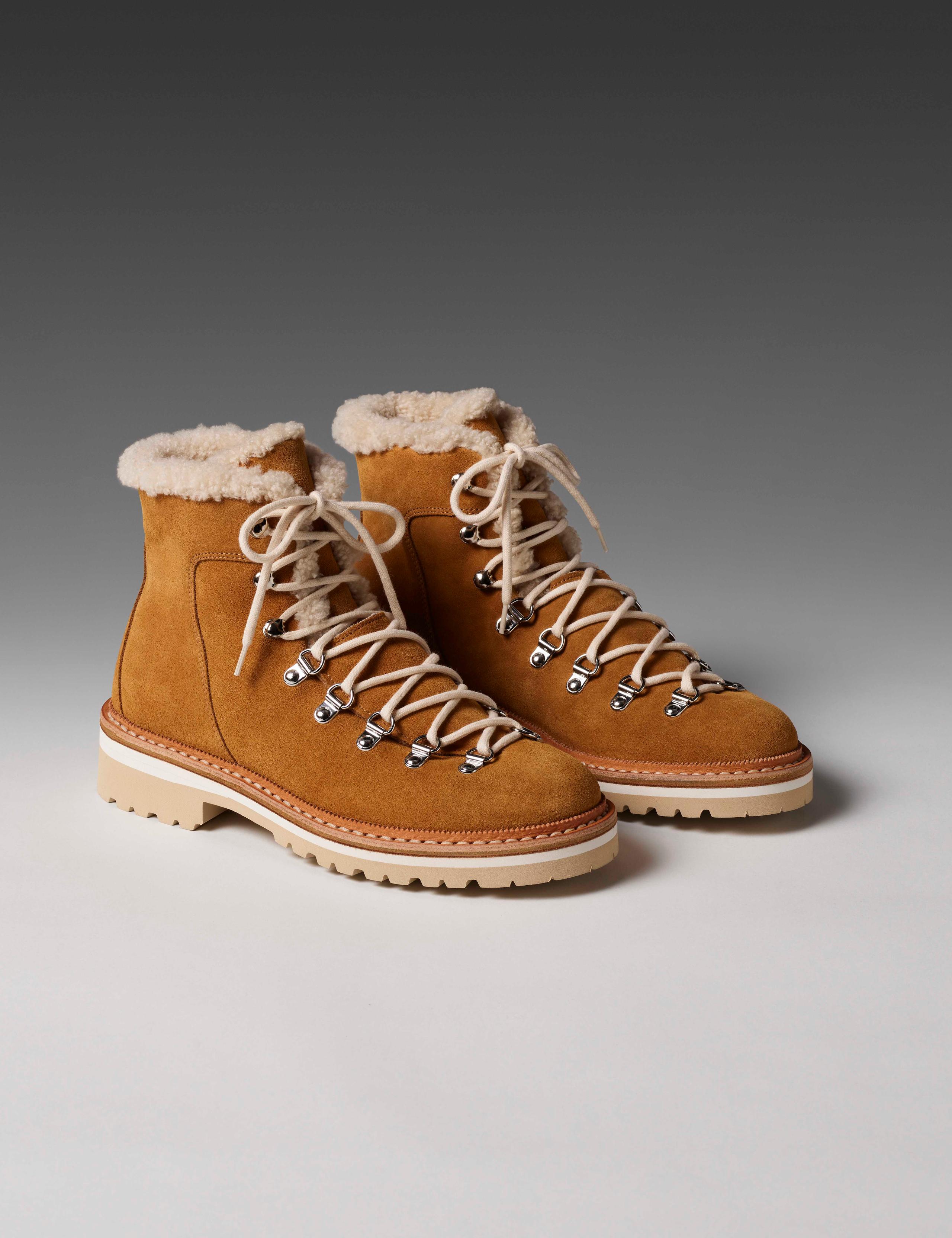 W Dolomite Boot with Shearling