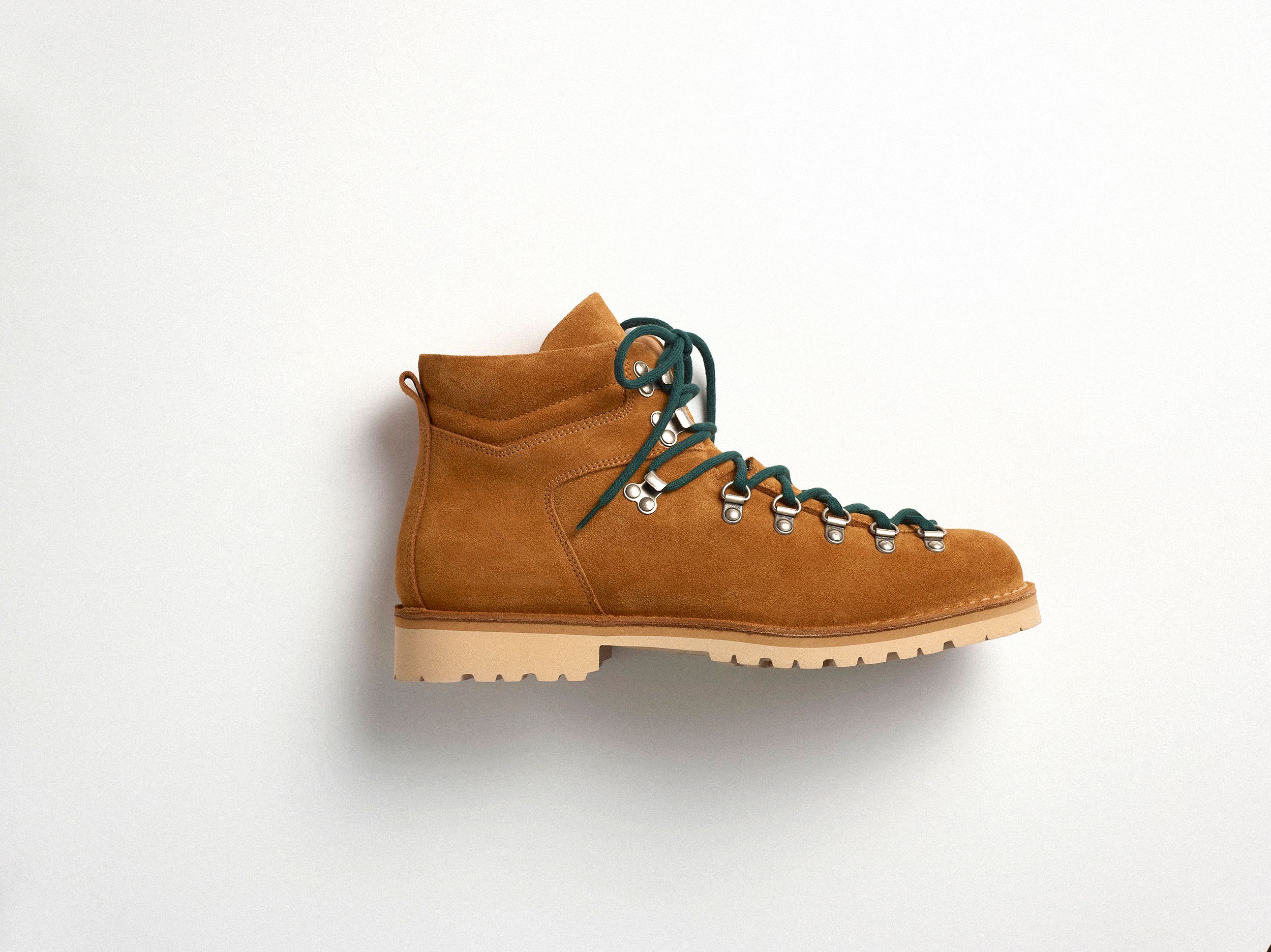 【関税込み】Dolomite Tread Boots in Black Leather Dolomite Boot - Onyx Black