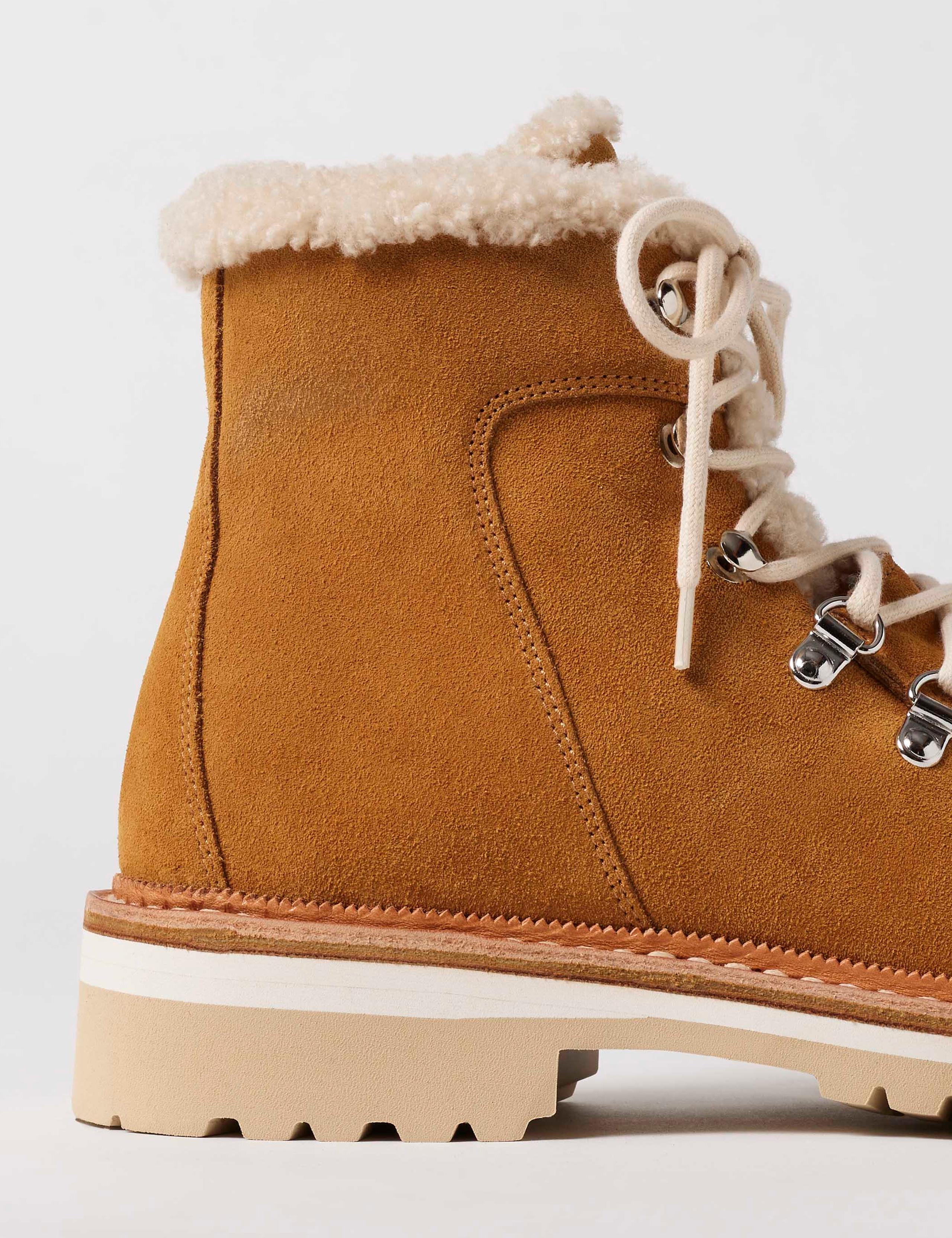Detail of W Dolomite Boot with Shearling
