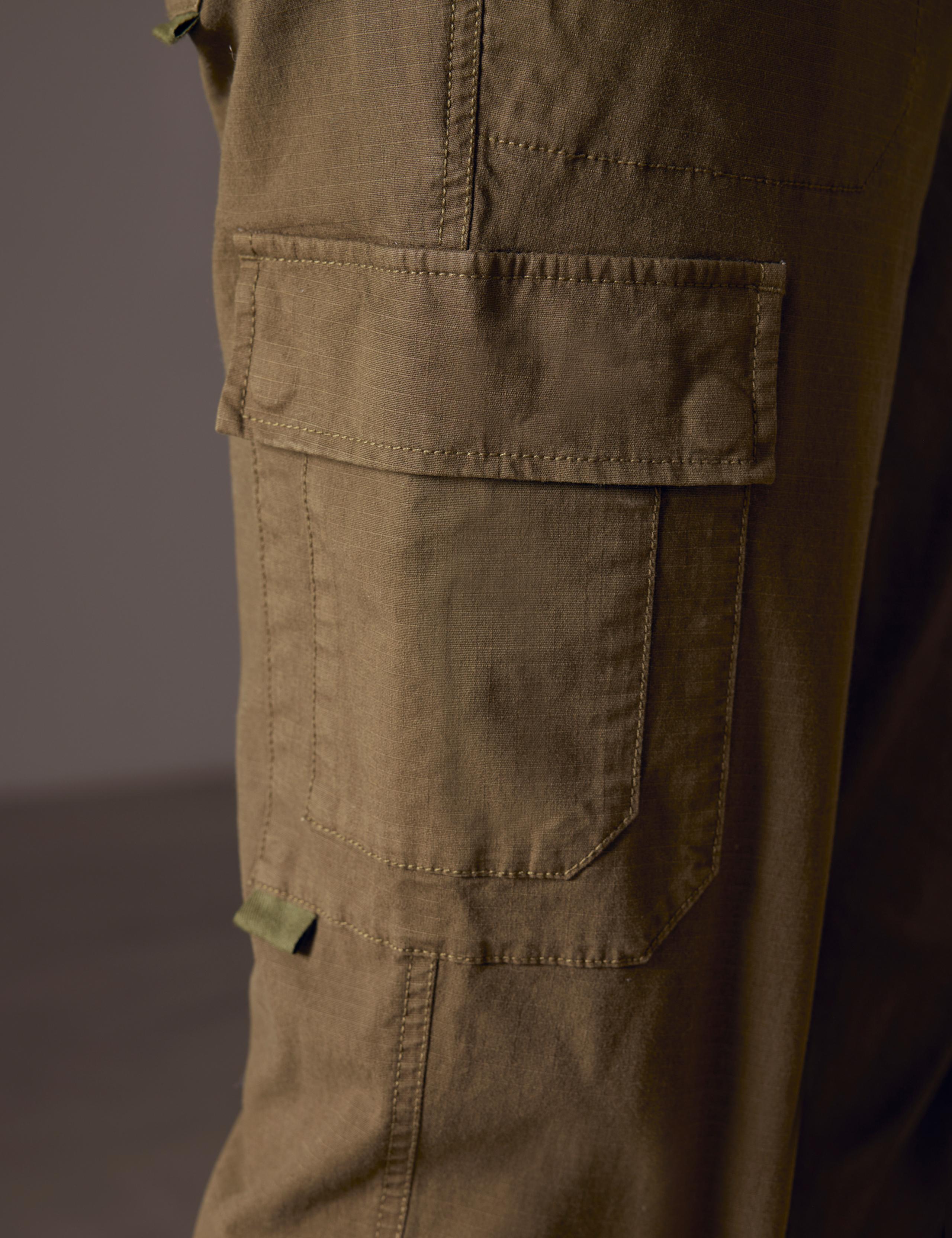 Close-up of Norton Cotton Ripstop Pant side pocket