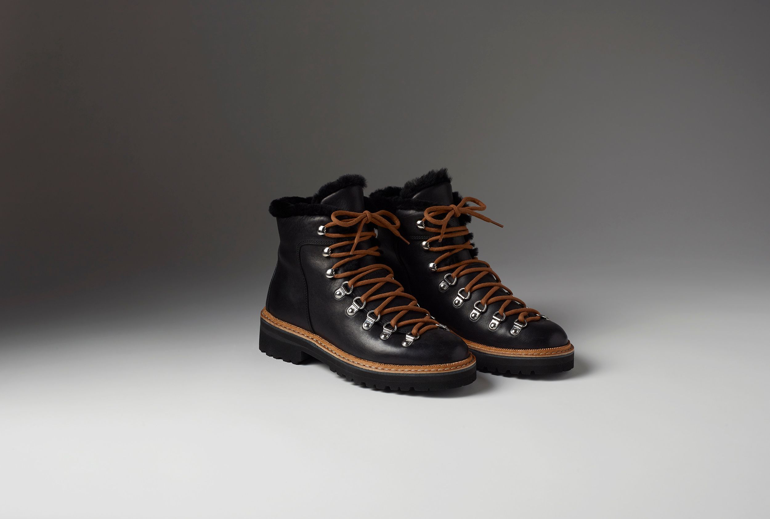 Boots high quality shearling &leather , made in Italy NWB