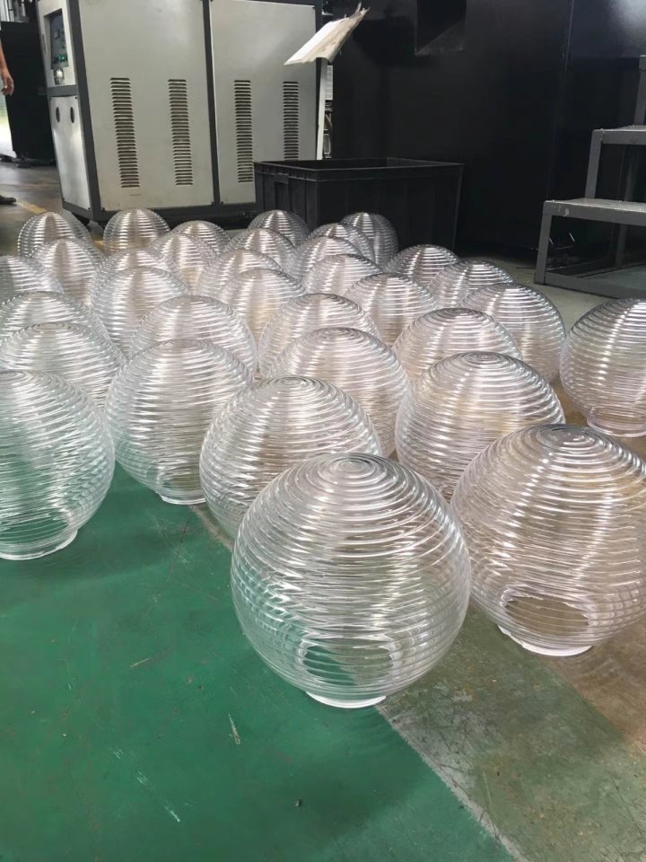 Aydınlatma Sektörüne Plastik Çözümler: LED Kapak ve Karkas Üretimi