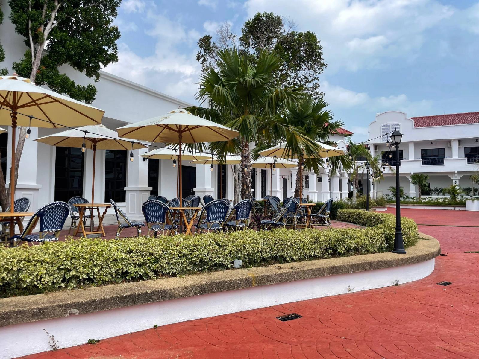 The Lisbon Melaka — 1