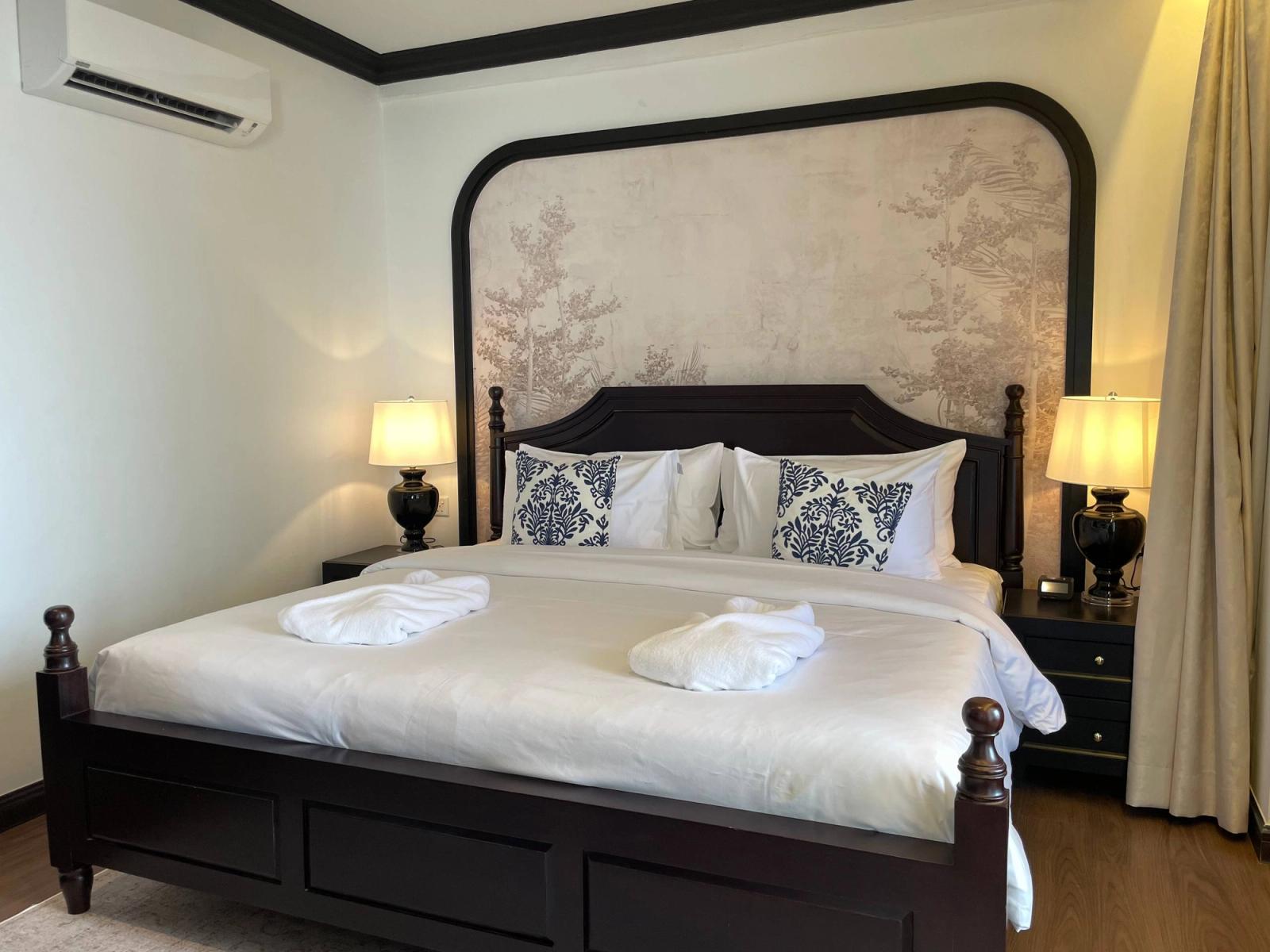 The Lisbon Melaka — 32