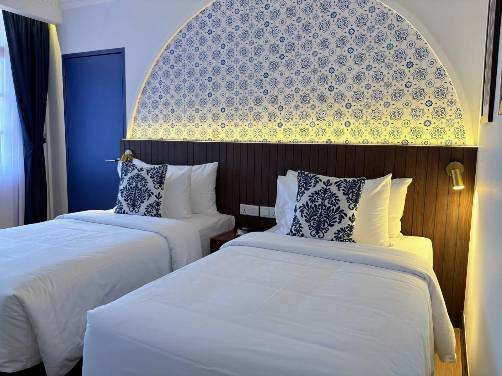 The Lisbon Melaka — 20