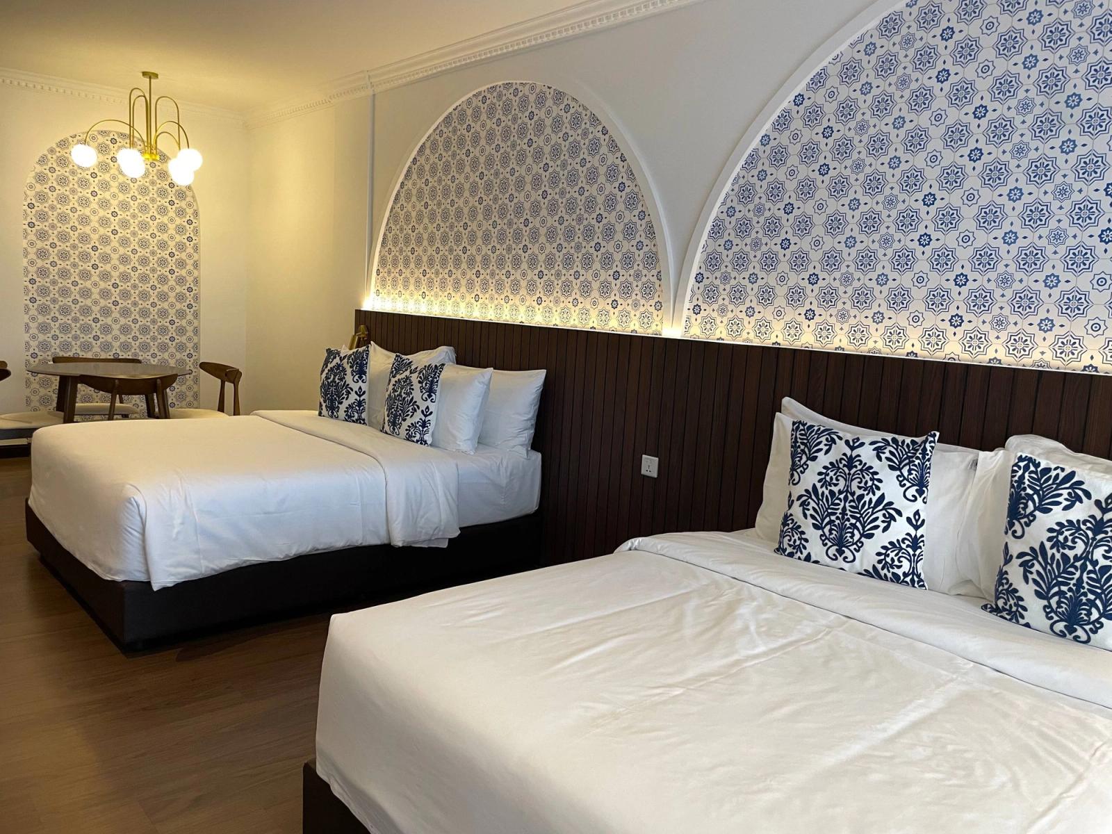 The Lisbon Melaka — 22
