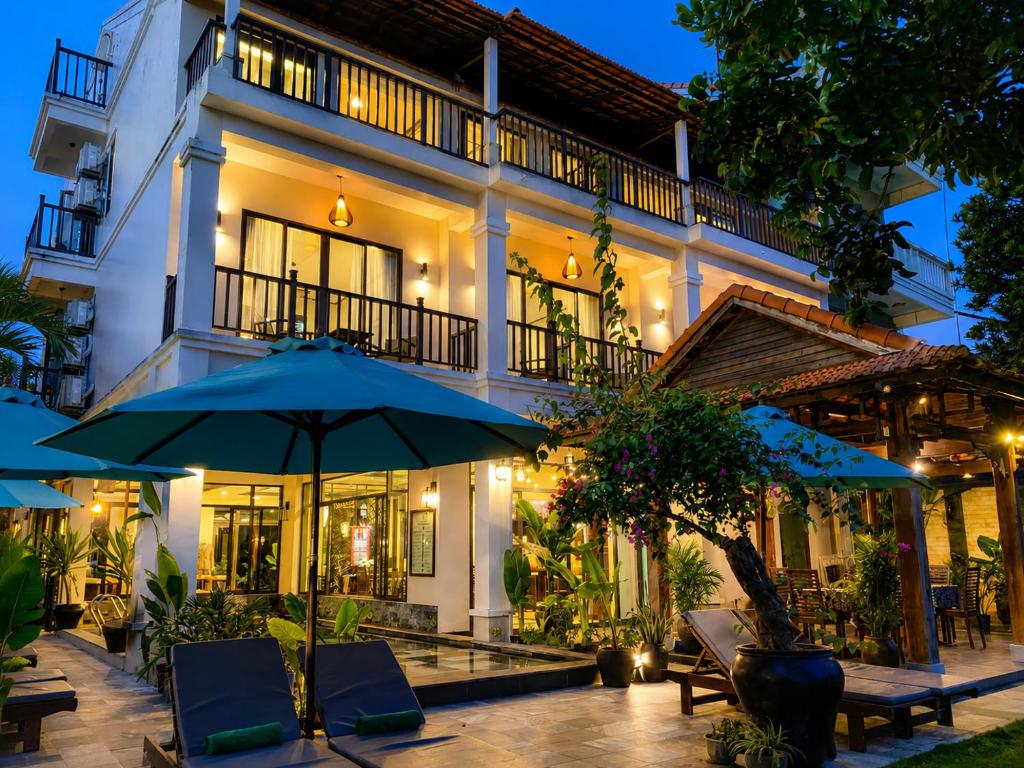 The Quin Riverside Villa
