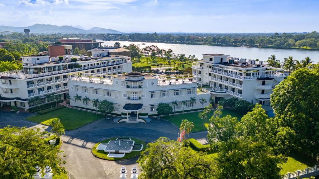 Azerai La Residence