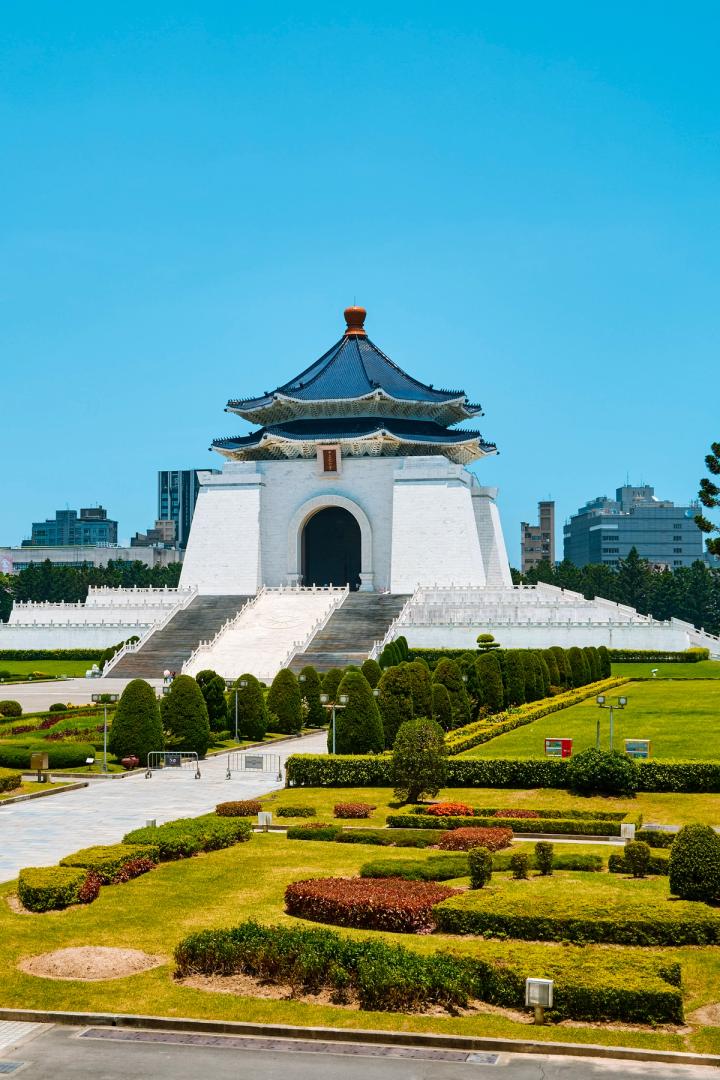Chiang Kai Shek memorial hall in taipei, taiwan