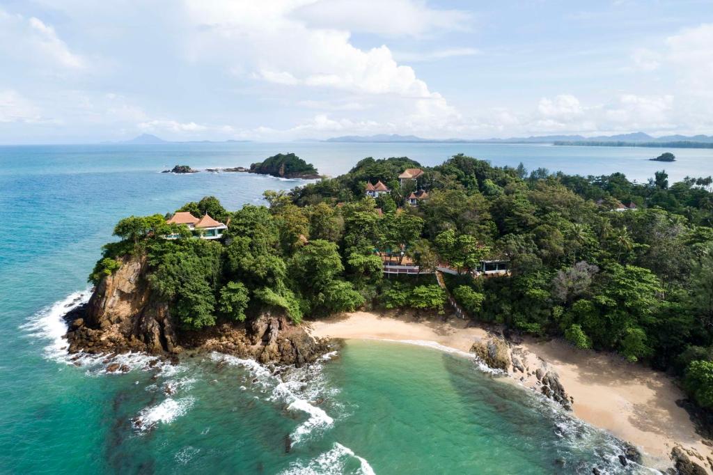 Avani Plus Koh Lanta Resort