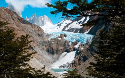 Piedras Blancas glacier viewpoint in el chalten, argentina
