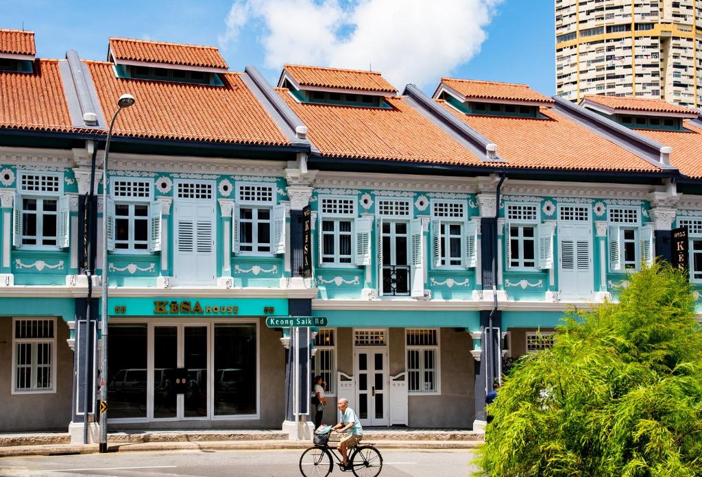 KēSa House