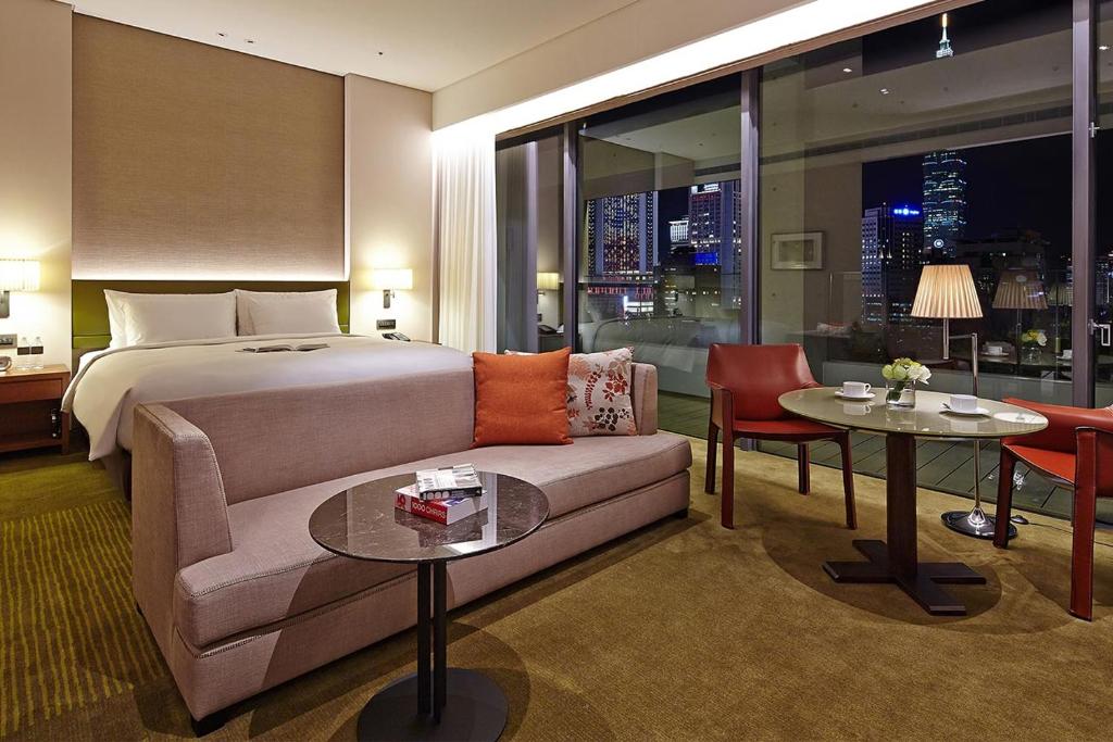 Eslite Hotel