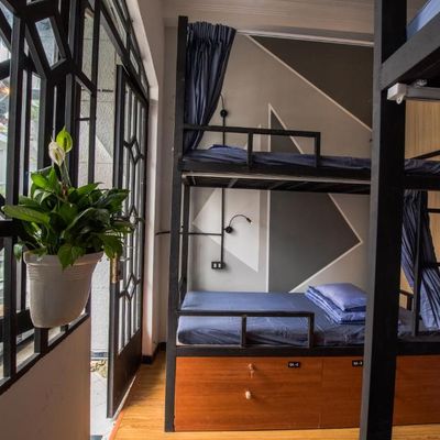 The Like Hostel & Cafe