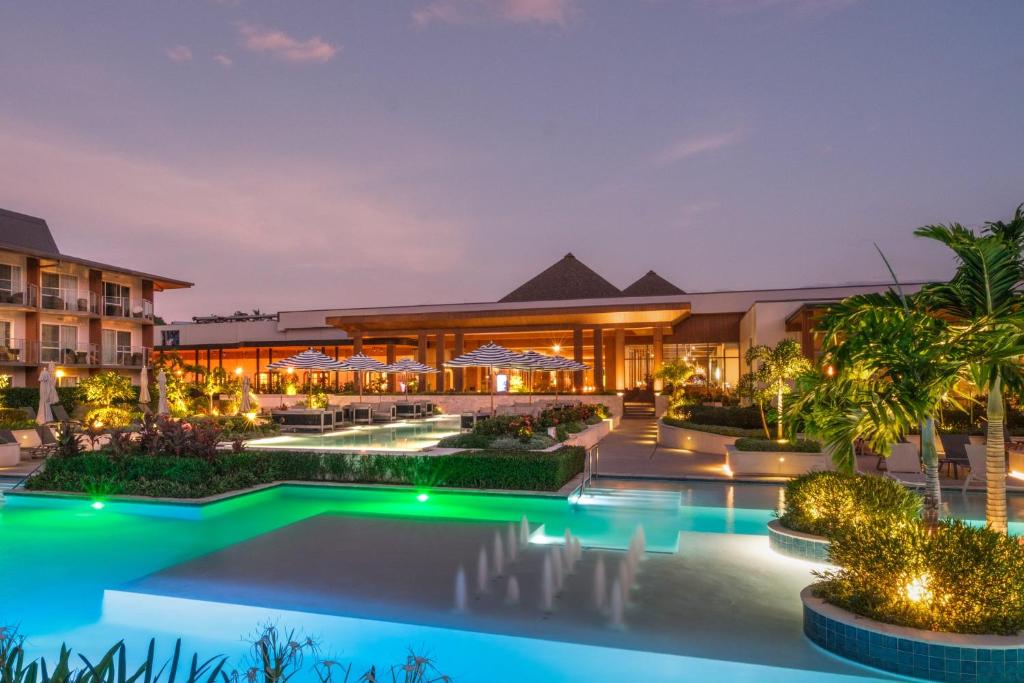 Crowne Plaza Bay Resort & Spa by IHG