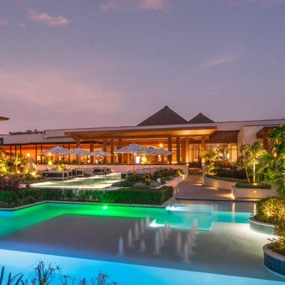 Crowne Plaza Bay Resort & Spa by IHG