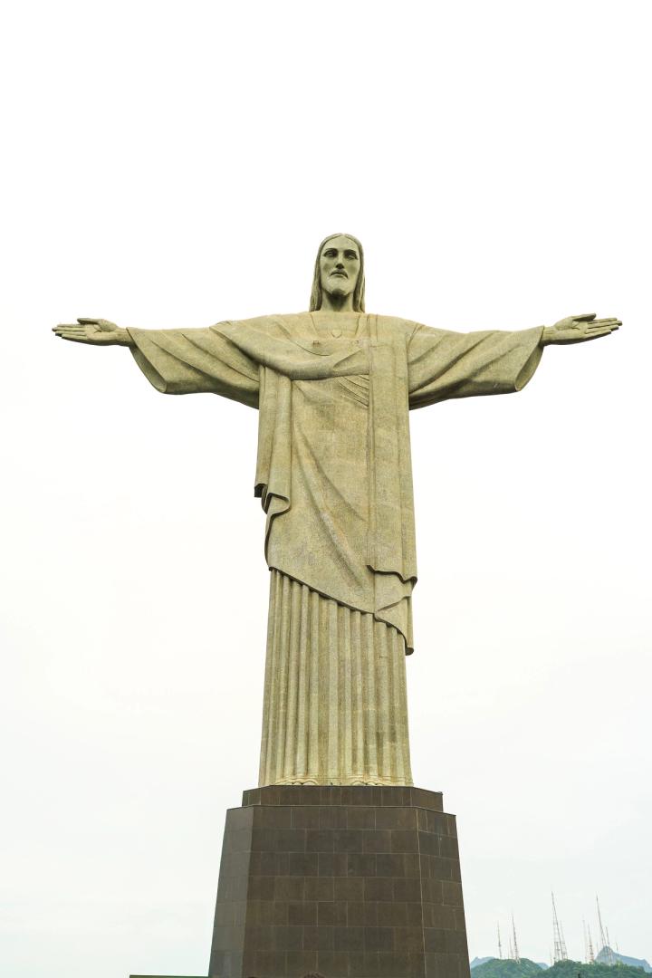 Christ the redeemer statue in rio de janeiro, brazil