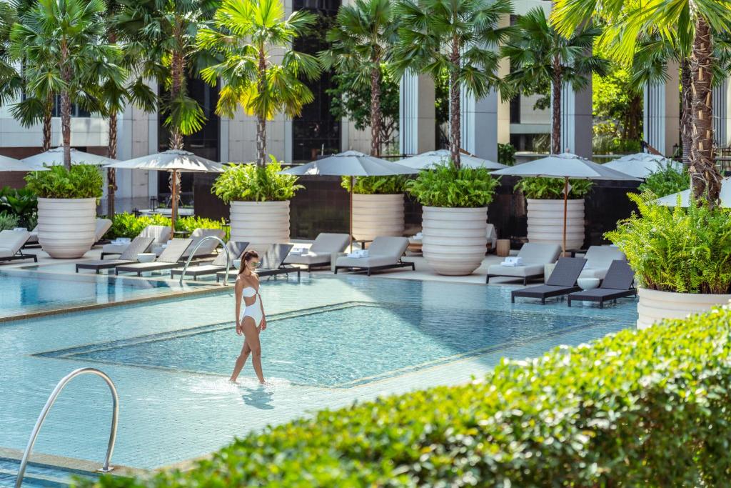 Four Seasons Hotel at Chao Phraya River