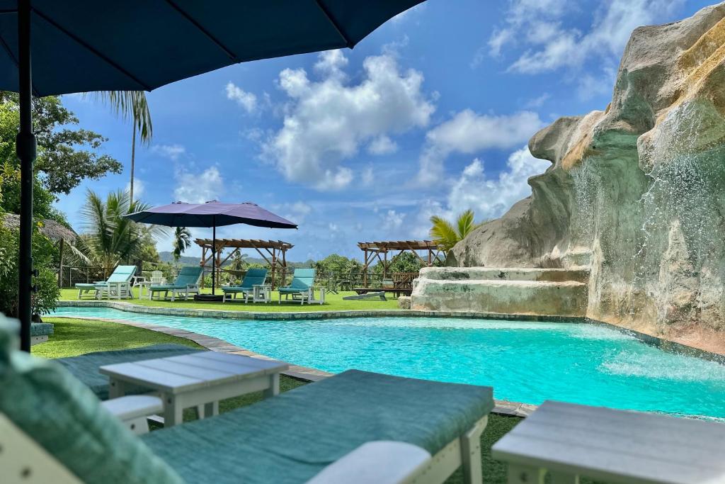 Palau Central Hotel