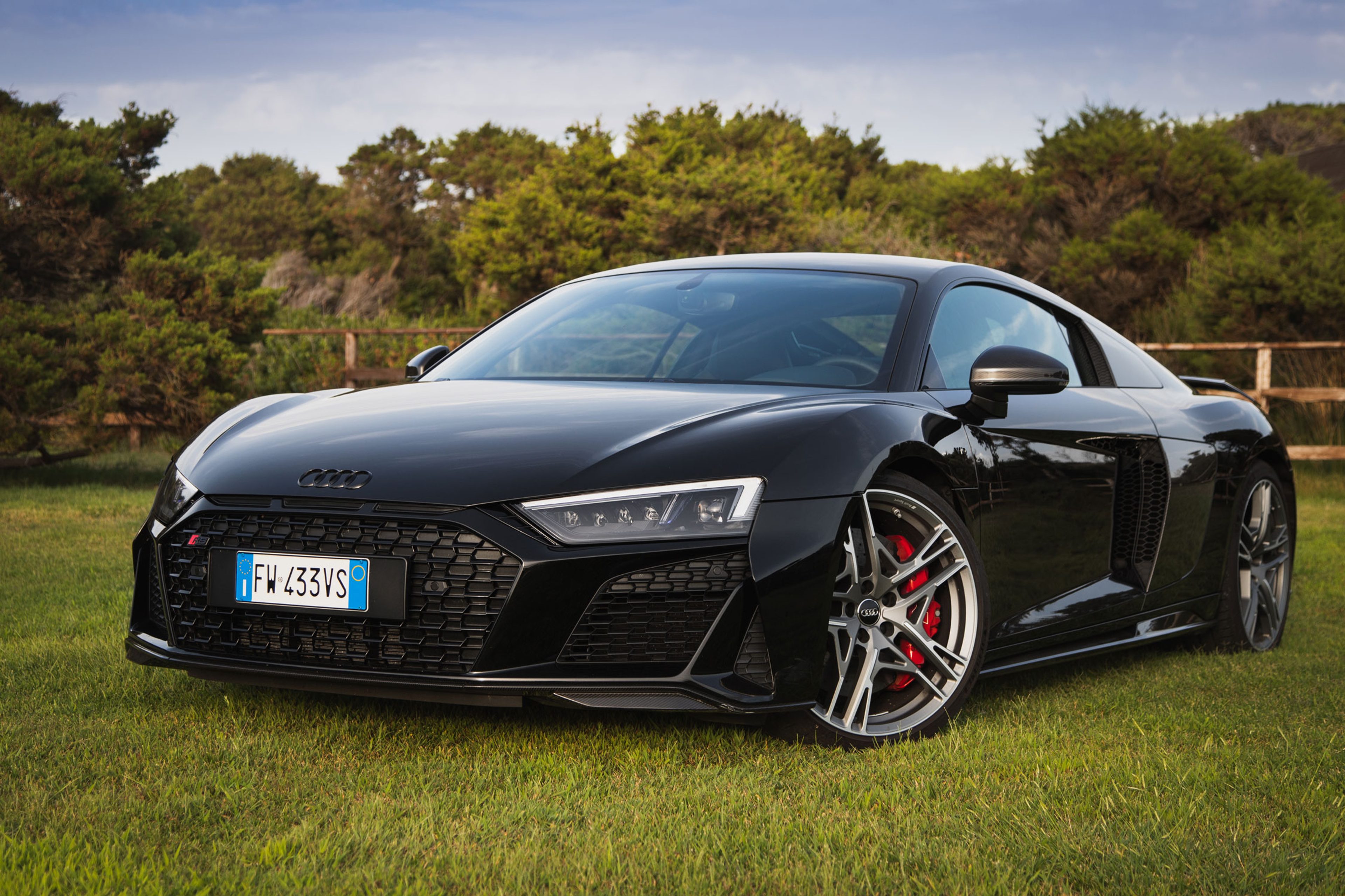 Audi R8 V10