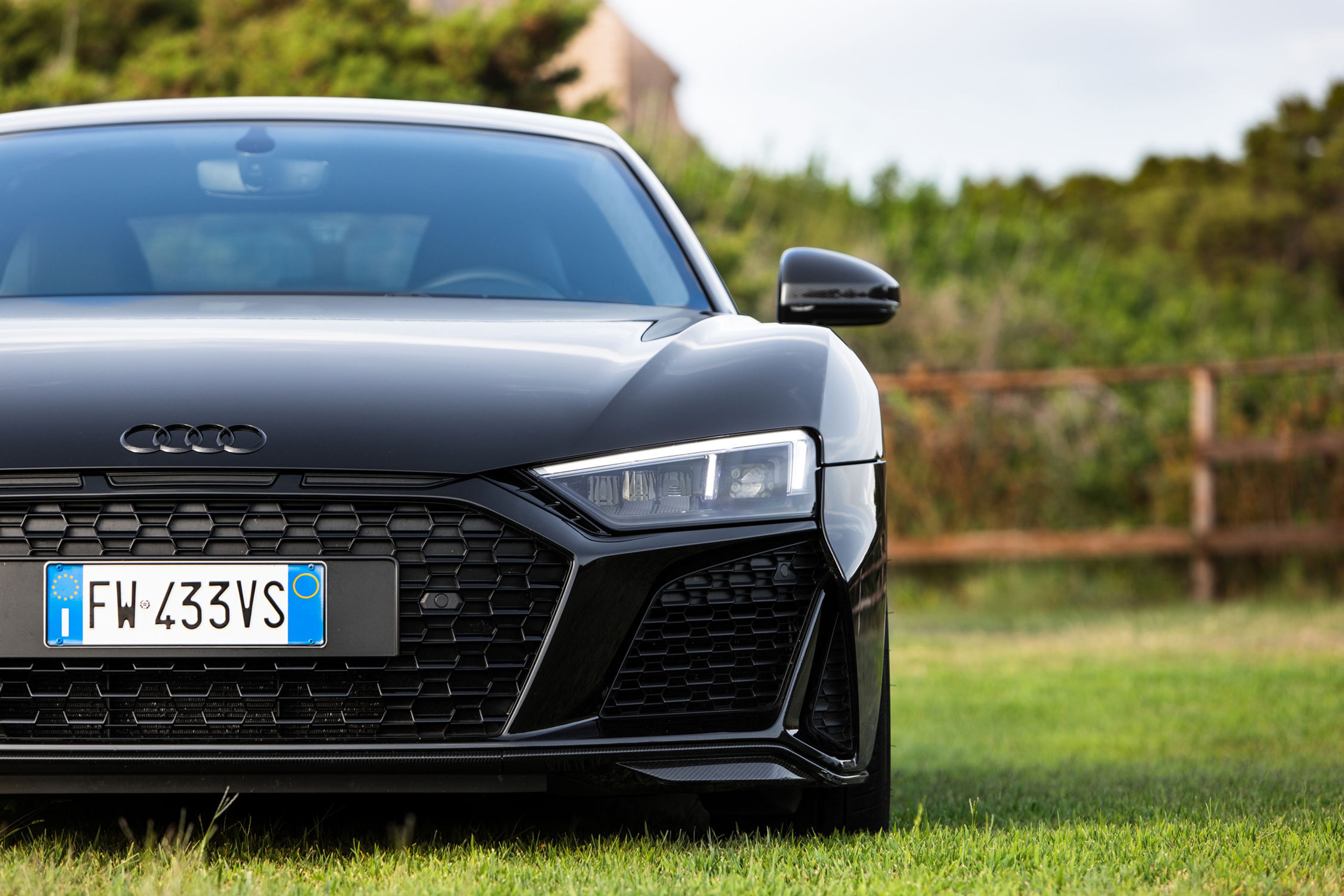 Audi R8 V10