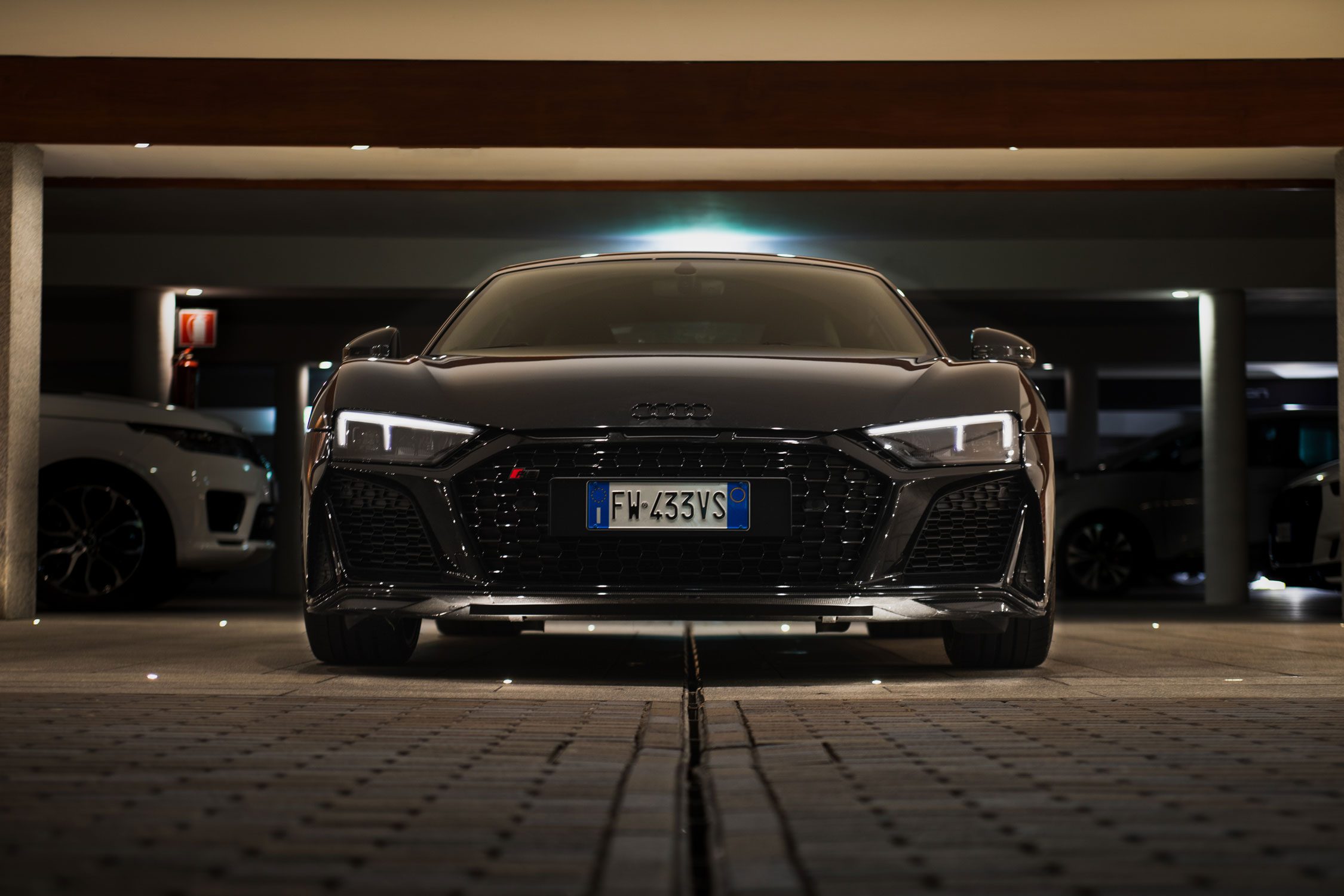 Audi R8 V10
